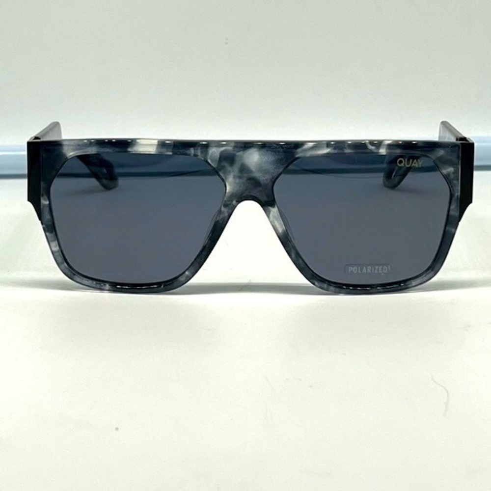 NEW QUAY AUSTRALIA Go Off black tortoise black polarized sunglasses styl…